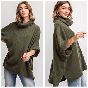 Turtle neck poncho look top